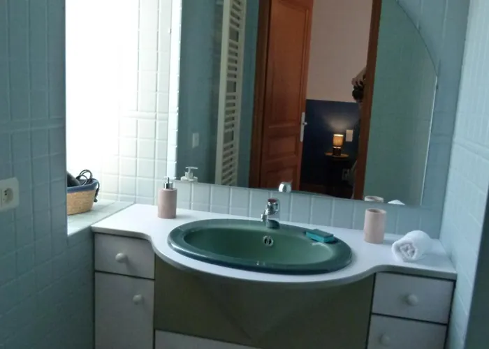 Hébergement de vacances Maison de charme-3 suites-terrasse jardin 6 Adu- 2 Enf- CLIMATISÉE